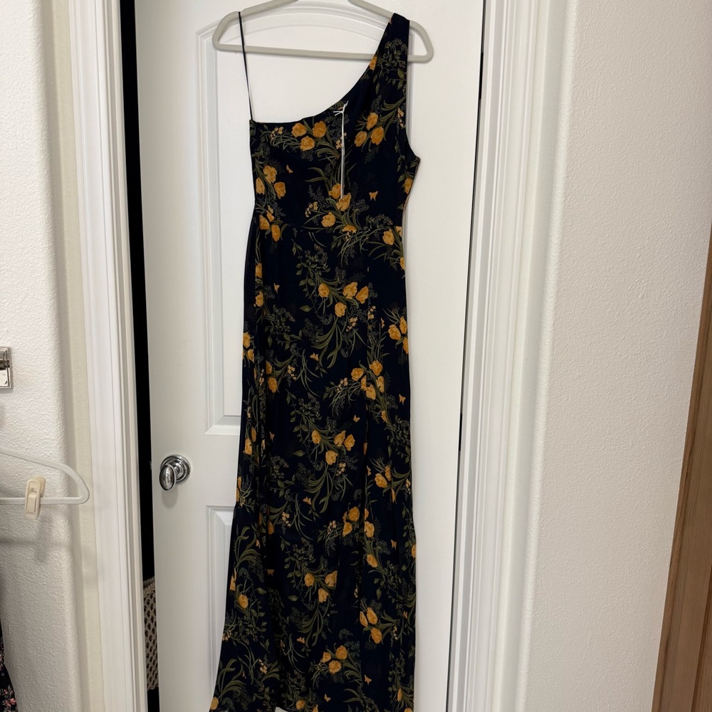 NWT Reformation Evelyn One-Shoulder Navy Floral Maxi Dress with High Slit - Picture 3 of 8
